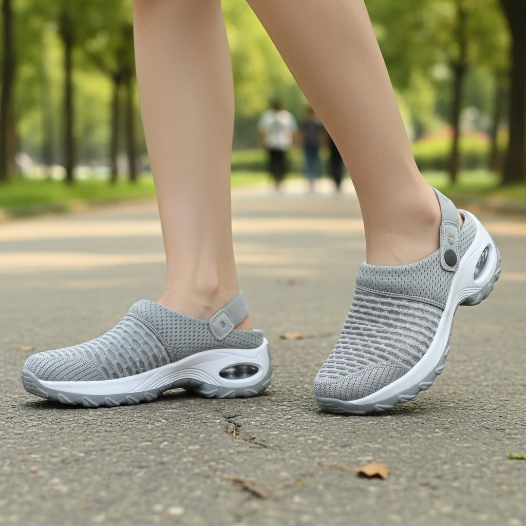 Men's Slip-On Clogs With Arch Support For All Day Comfort