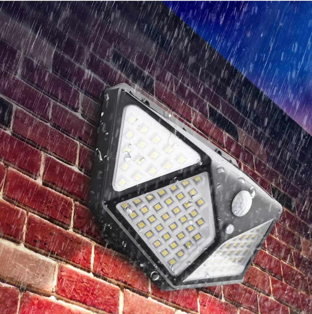 MULTIFUNKČNÍ SOLÁRNÍ LAMPA - VODĚODOLNÉ LED ZAHRADNÍ OSVĚTLENÍ S POHYBOVÝM SENZOREM | Rosalyssa