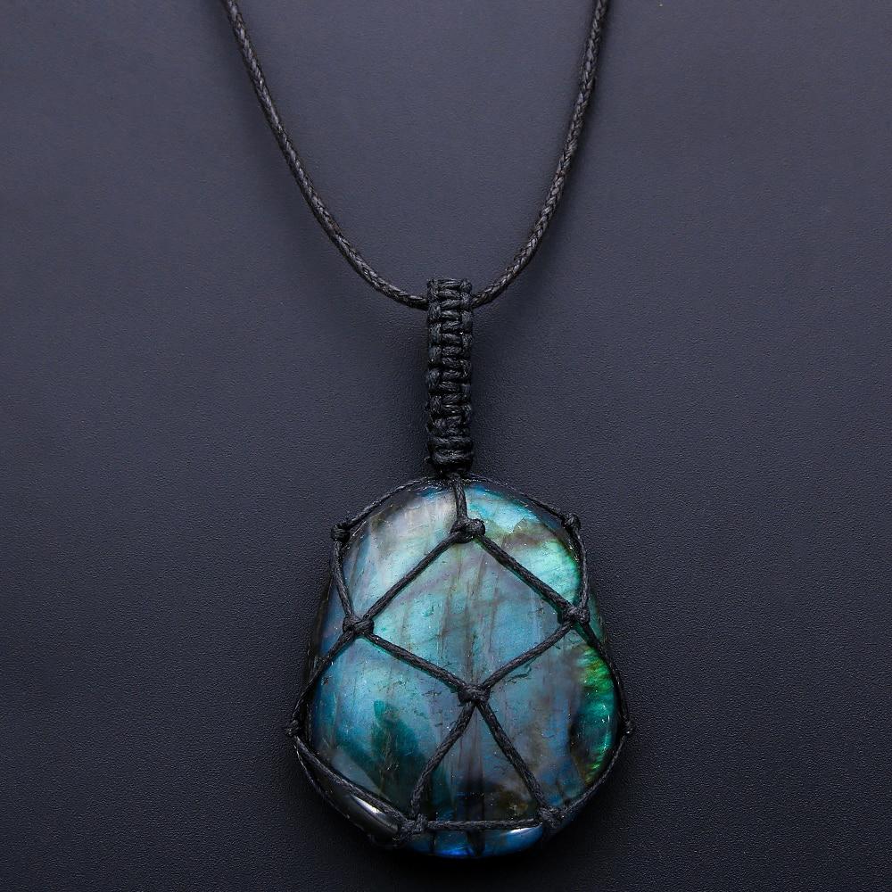 Mystical Labradorite Dragonheart Necklace - Aris | Rosalyssa