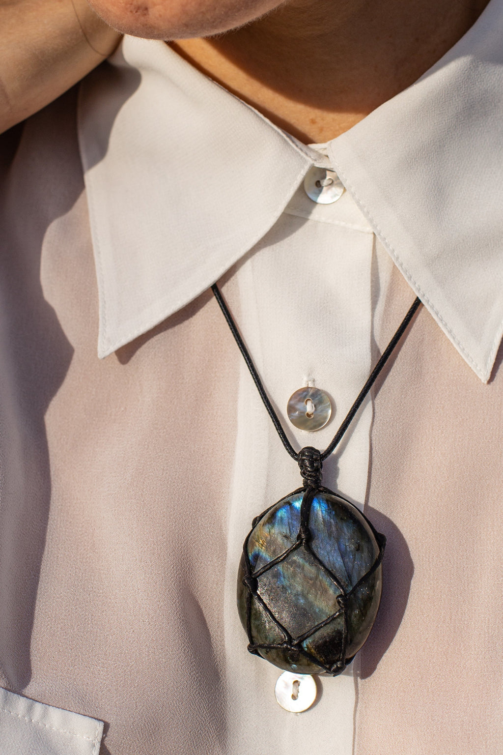 Mystical Labradorite Dragonheart Necklace - Aris | Rosalyssa