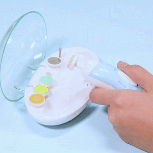 Kynsienhoitosetti turvalliseen ja helppoon kynsien leikkaamiseen - BabyCare | Rosalyssa