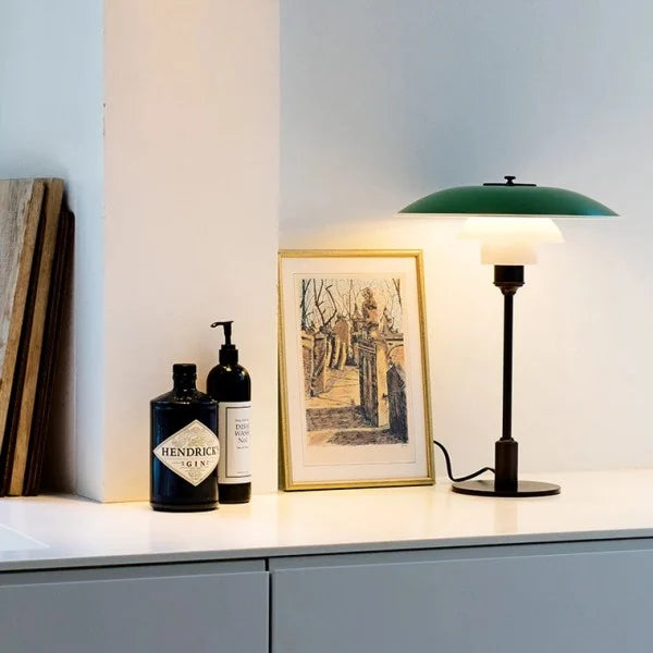 LumaNova víceúrovňová kovová stolní lampa v moderním provedení