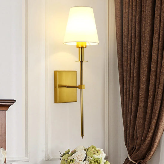 Wall Light With Classic Elegance For Living Areas And Corridors