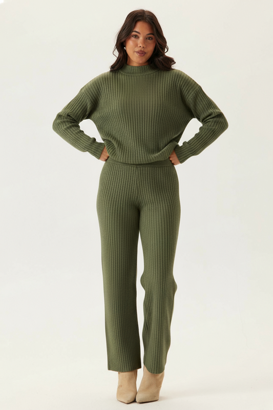 Ensemble tricoté à col roulé