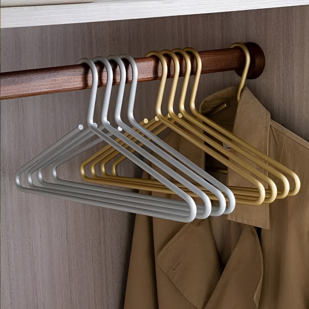 Women's Space-Saving Heavy-Duty Hangers Set For Closet Organization