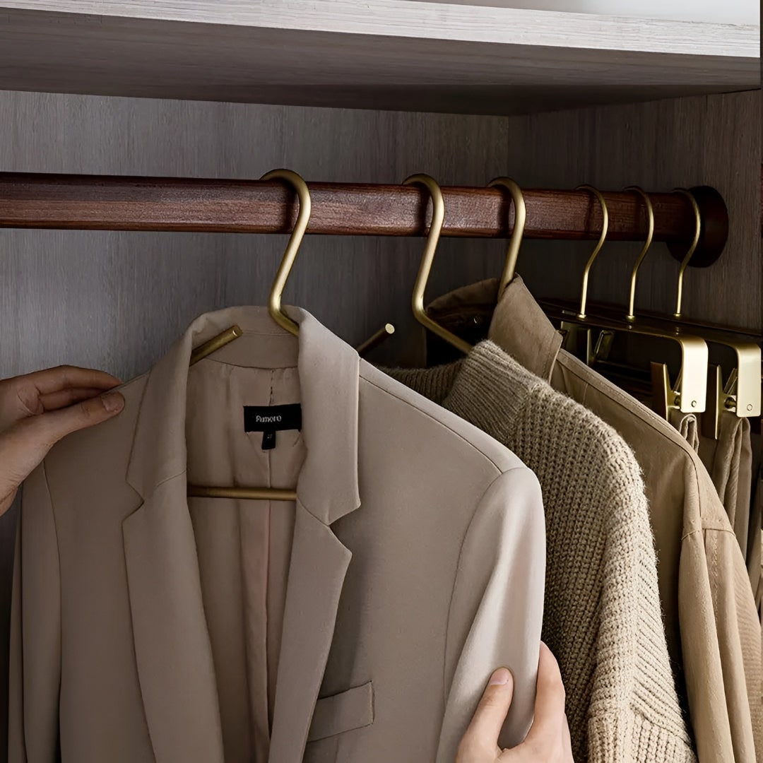 Women's Space-Saving Heavy-Duty Hangers Set For Closet Organization